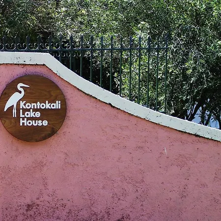 Lake House * Kontokali