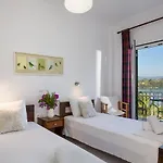 Apartament House *