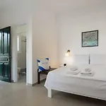 Apartament House *