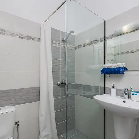 Апартаменты Lake House Контокали